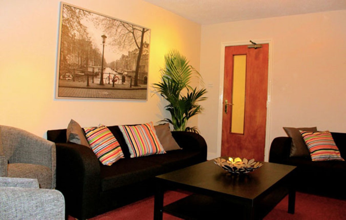Oxygen Rehab Lounge