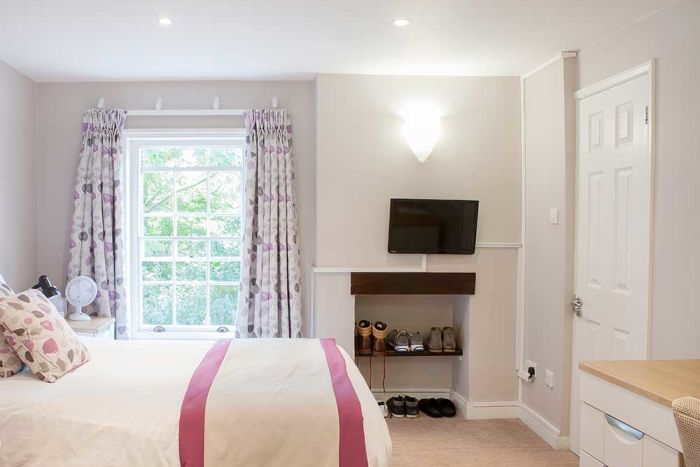 life works bedroom
