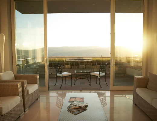 Calda Clinic Balcony